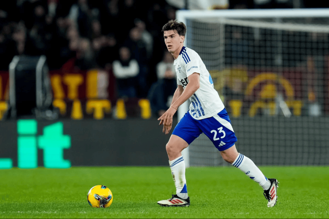 引发战术上 引发战术上