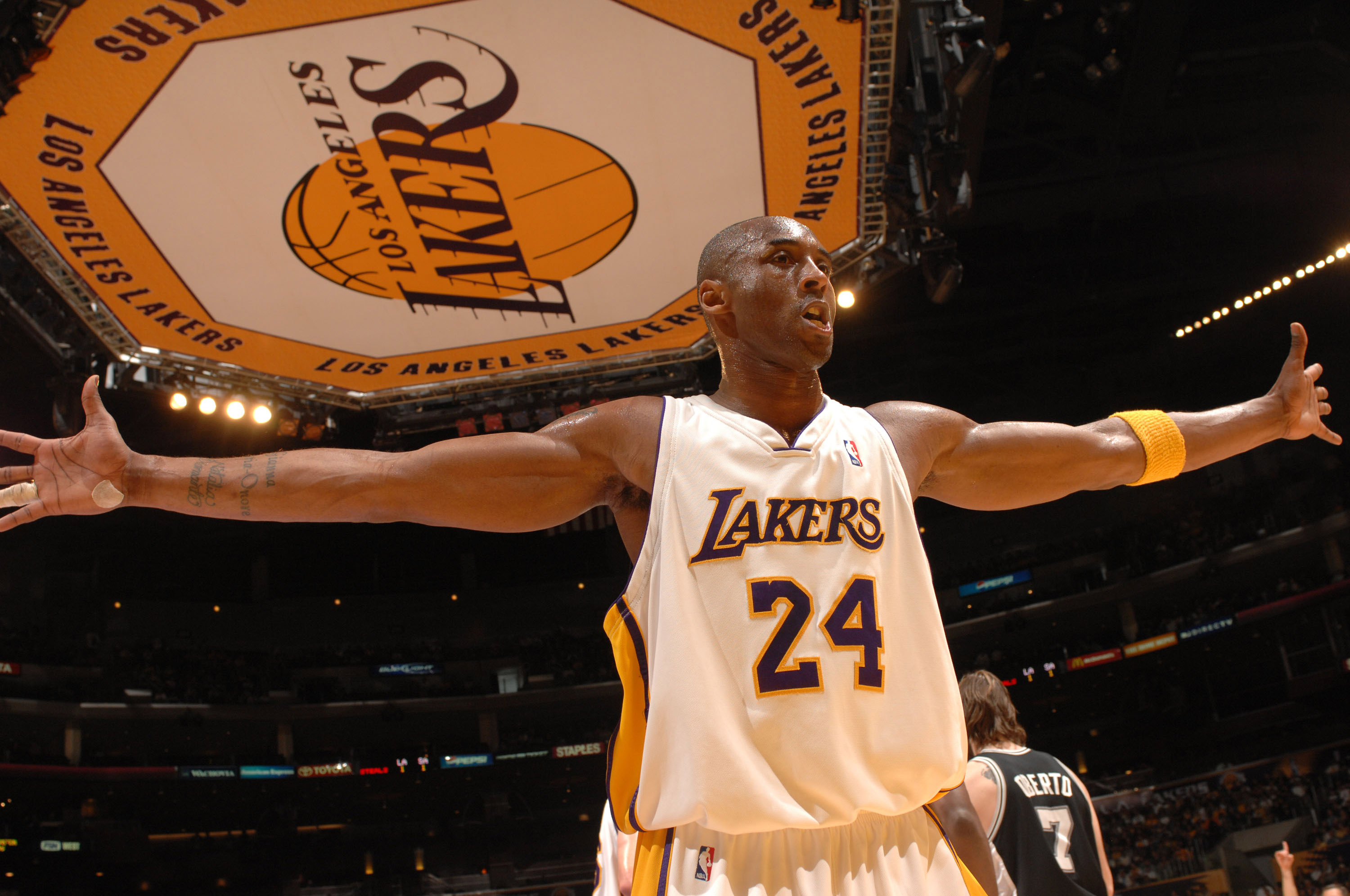 他都展现了 他都展现了