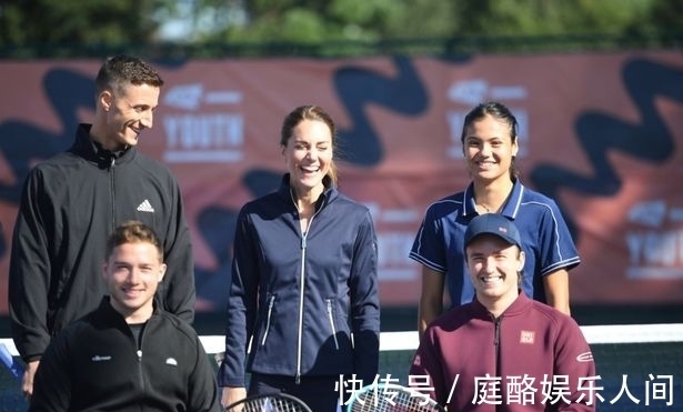 在这样的背 在这样的背