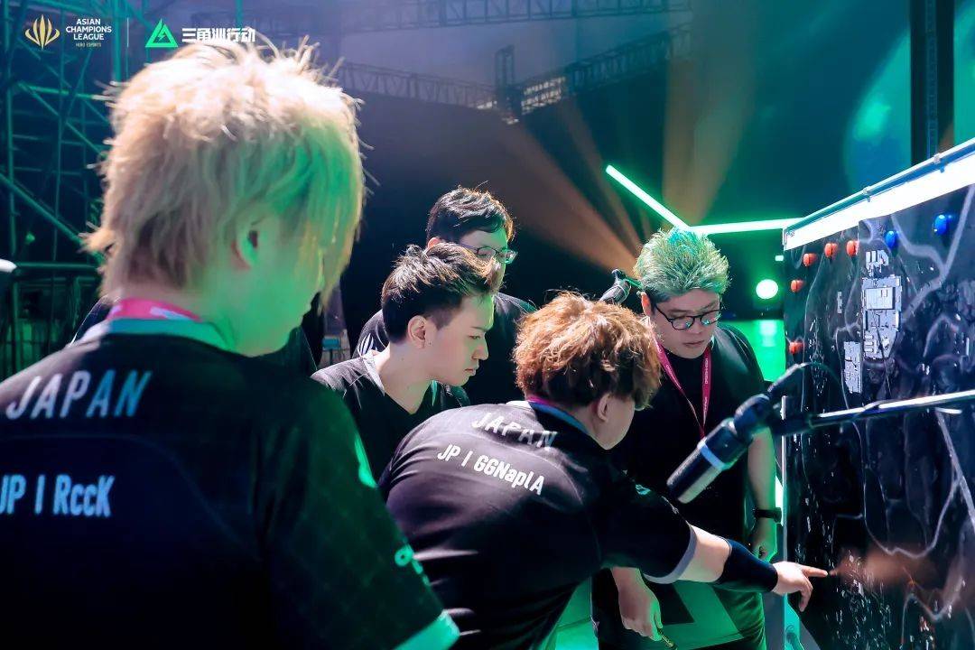 中锋画像重 中锋画像重